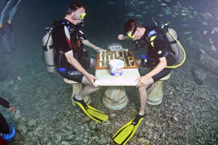 giochi tavolo impermeabili